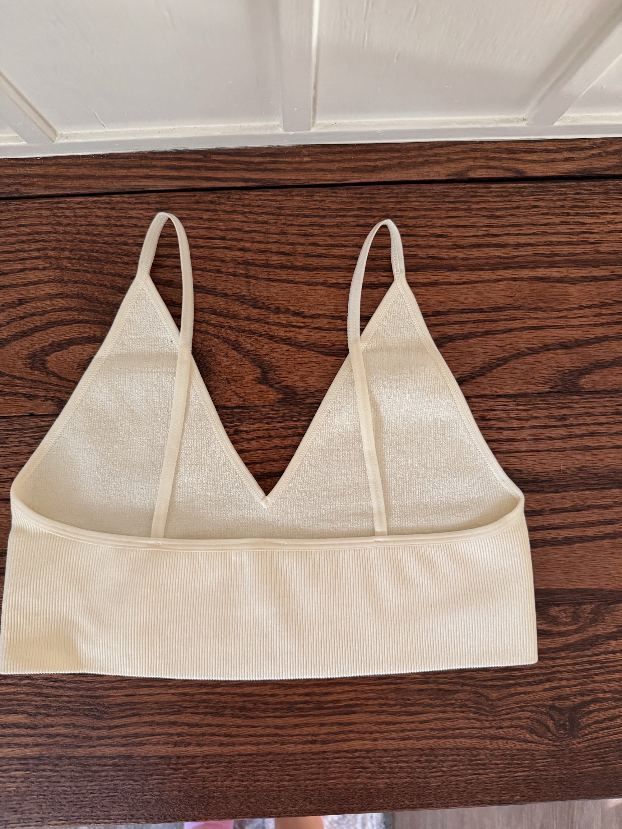 Avery Seamless Bralette